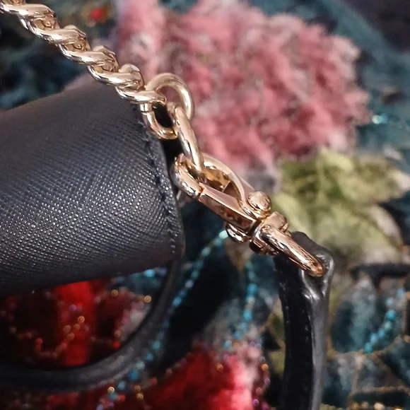 Firm $$ LIKE NEW!! Kate Spade Laurel Way Greer Crossbody Bag in black - Picture 9 of 15